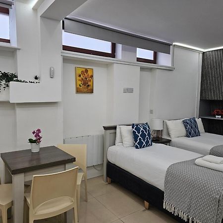 ลอนดอน สเตย์ อพาร์ตเมนท์ Aparthotel ภายนอก รูปภาพ