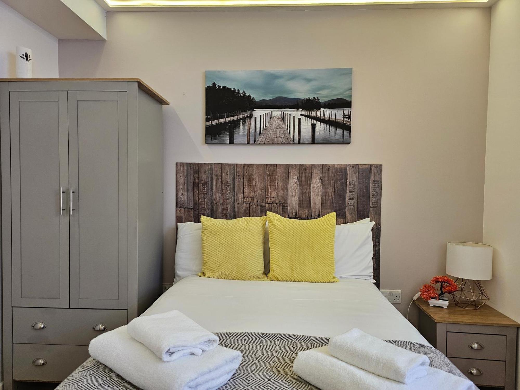 ลอนดอน สเตย์ อพาร์ตเมนท์ Aparthotel ภายนอก รูปภาพ
