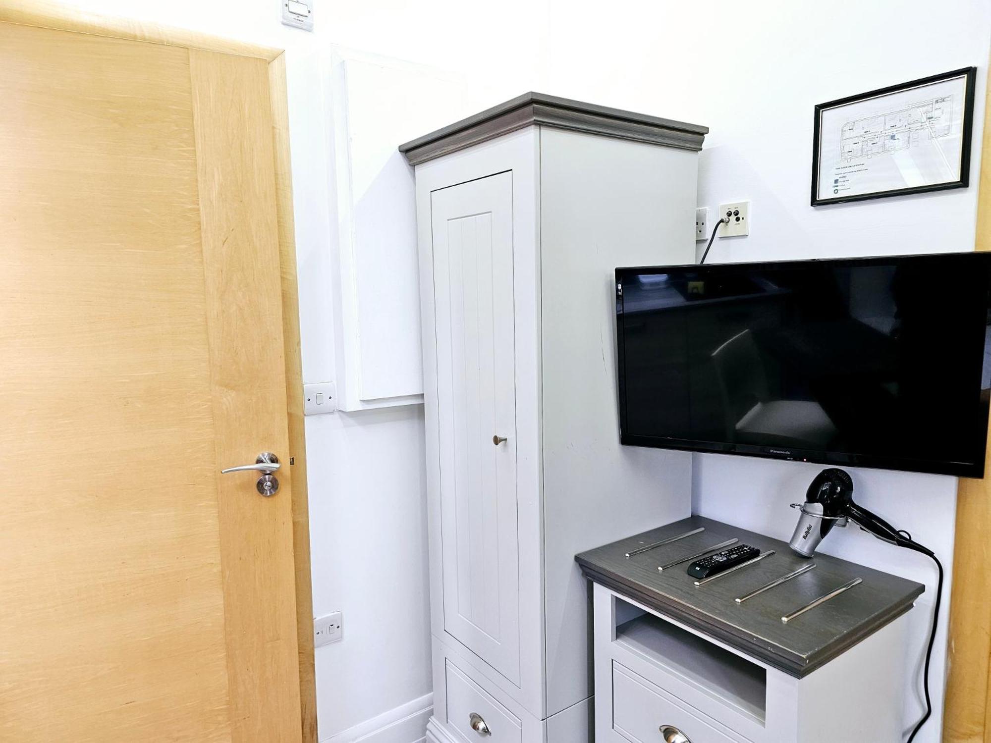 ลอนดอน สเตย์ อพาร์ตเมนท์ Aparthotel ภายนอก รูปภาพ